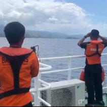 Wisatawan Asing Teluk Tomini