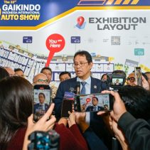 penjualan mobil tumbuh