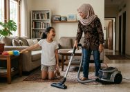 anak mau membantu pekerjaan rumah