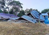 korban gempa Flores