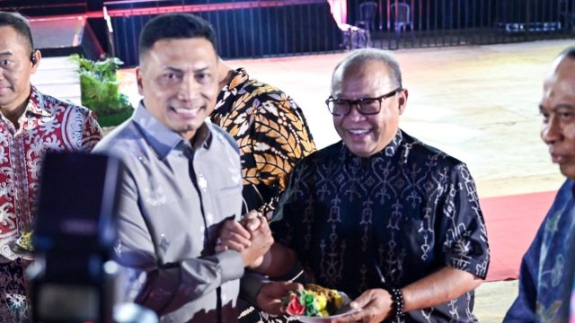 Ketua DPRD Sulteng