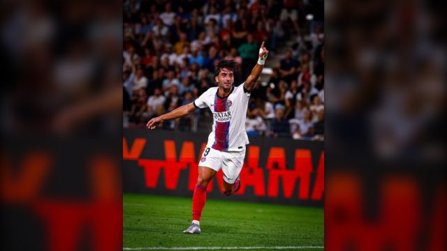 Debut Ferran Torres PSG