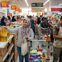 pengeluaran kecil membengkak