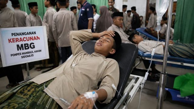 Santri Ponpes Manbaul Hakim Keracunan