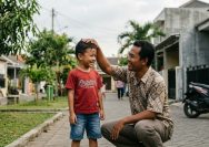 kebiasaan orang tua membentuk mental anak
