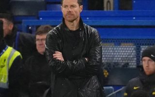 Chelsea Dipermalukan Spurs