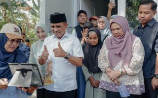 Gubernur Sulteng Anwar Hafid