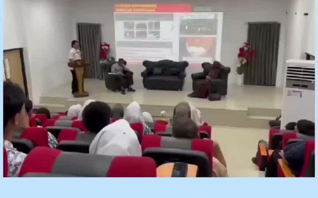 Densus 88 Sosialisasi True Crime Community di SMKN 2 Palu Cegah Game Kekerasan